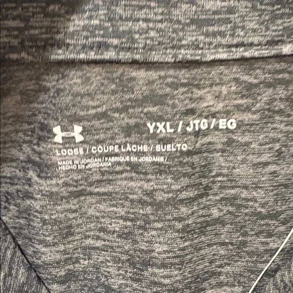 NWT! Under Armour 1/4 zip - Picture 2 of 6